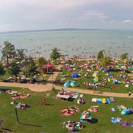 Villa Palazzo Apartments Siófok Kültér fotó